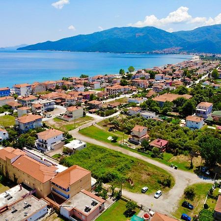 Atlantis Apartments Vrasná Eksteriør billede