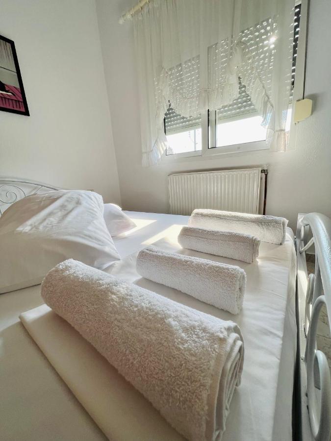 Atlantis Apartments Vrasná Eksteriør billede
