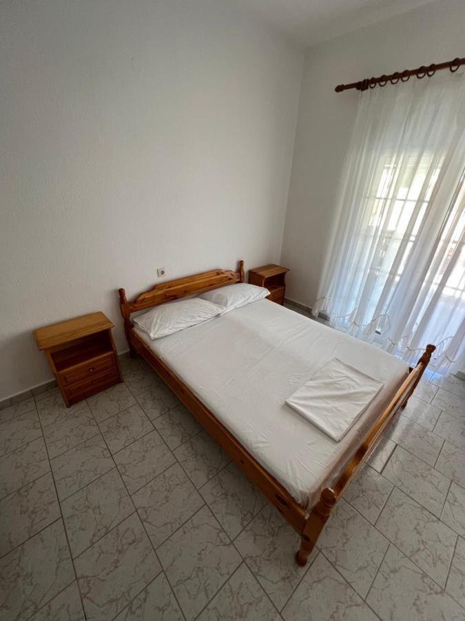 Atlantis Apartments Vrasná Eksteriør billede