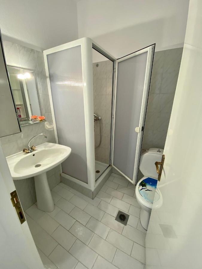 Atlantis Apartments Vrasná Eksteriør billede