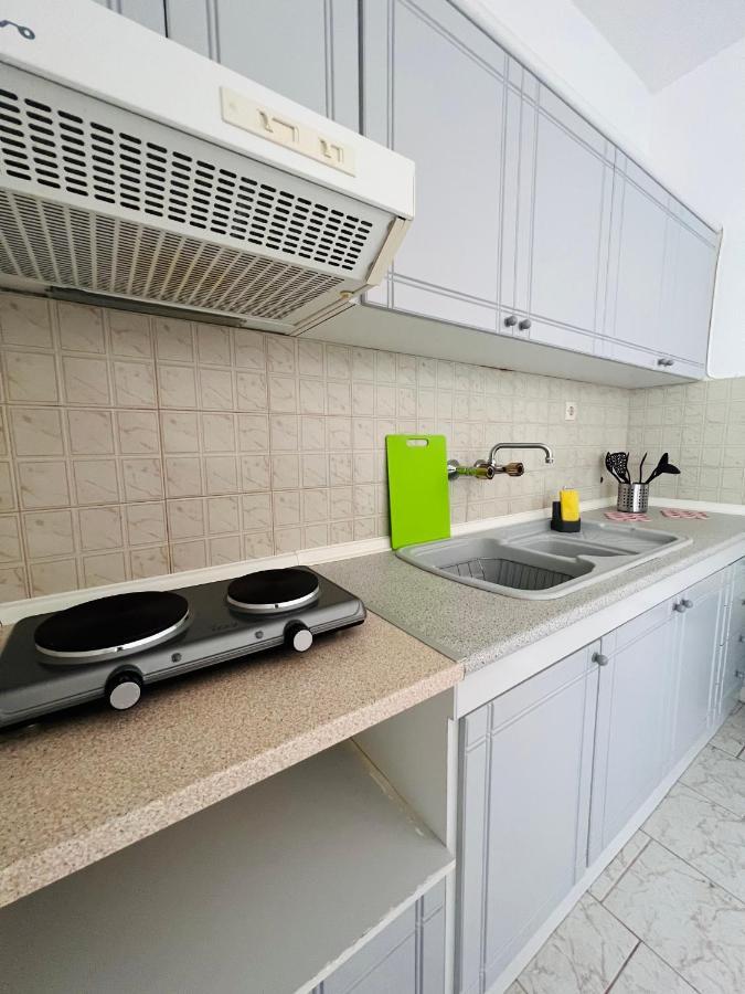 Atlantis Apartments Vrasná Eksteriør billede