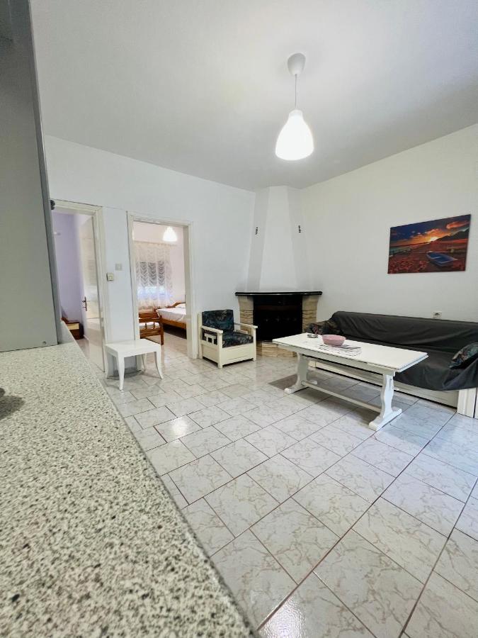 Atlantis Apartments Vrasná Eksteriør billede