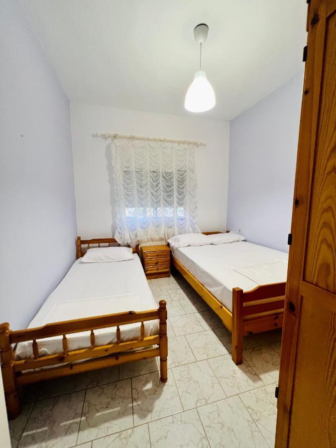 Atlantis Apartments Vrasná Eksteriør billede