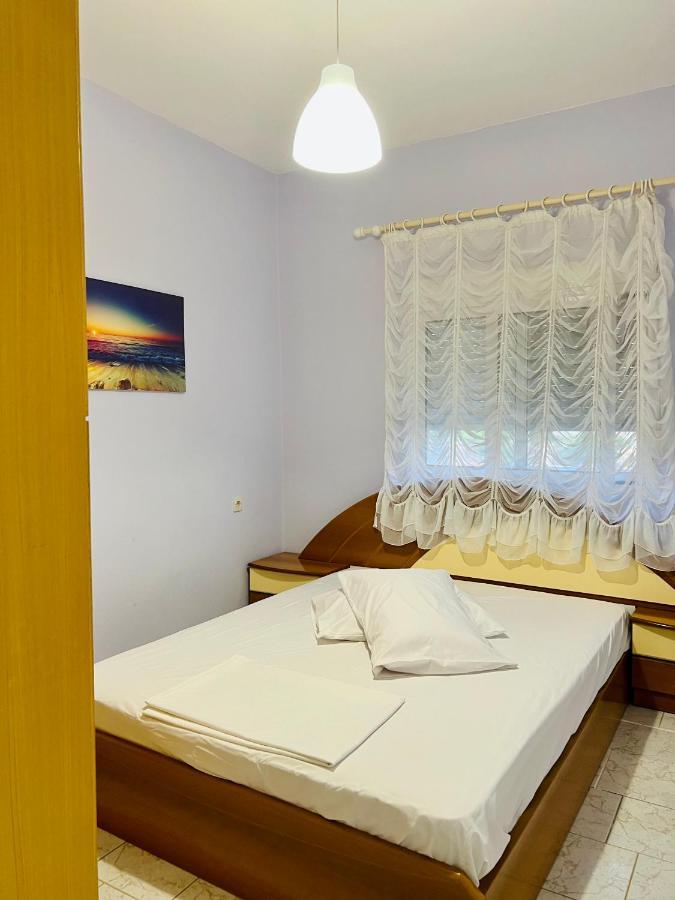 Atlantis Apartments Vrasná Eksteriør billede